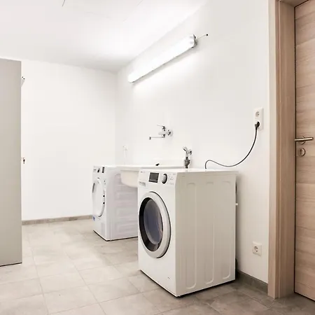 Apartmanhotel Gaestezimmer Ross Hohenlinden