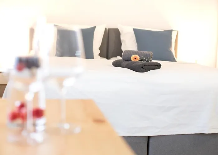 Gästezimmer Ross Aparthotel 3*
