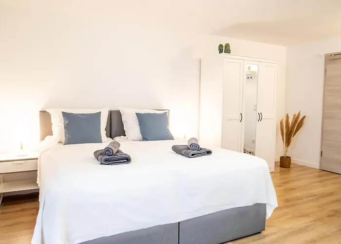 Gästezimmer Ross Aparthotel